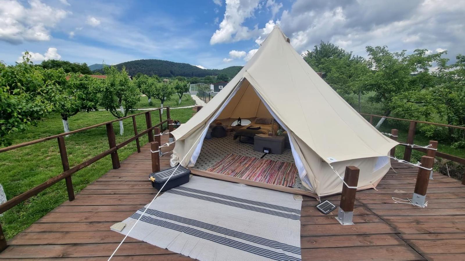 Calla Retreat Vezenkovo 外观 照片